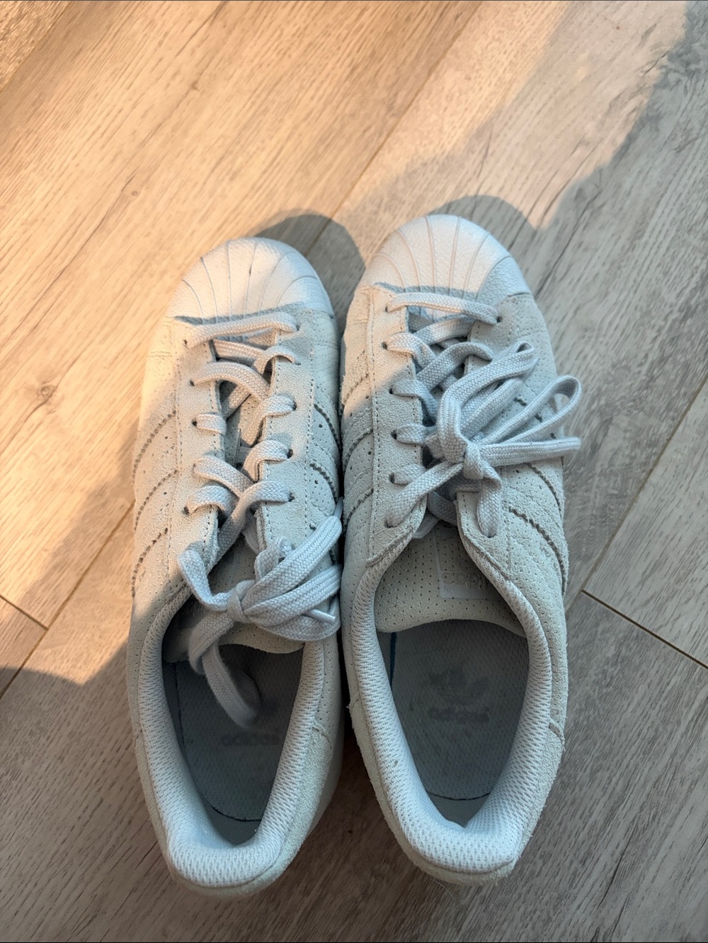 adidas Pastel Blue Shell-Toe Sneakers - Classic Lace-Up